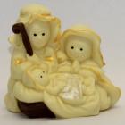 Sacra famiglia realizzata con cioccolato bianco e decorata a mano