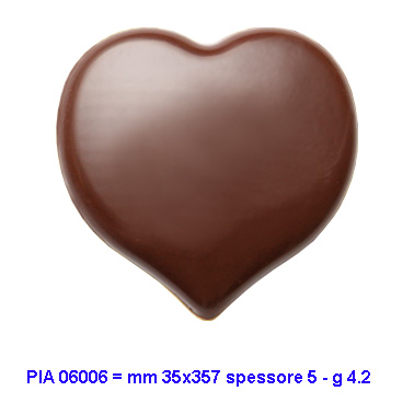 A customizable heart-shaped chocolate in fondant chocolate