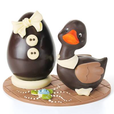 Uovo di Pasqua con Anatroccolo di cioccolato
